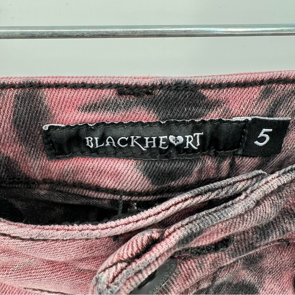 Blackheart Jeans Womans Juniors Pink and Black Bleach Wash Ripped Knees Stretch - Picture 10 of 12